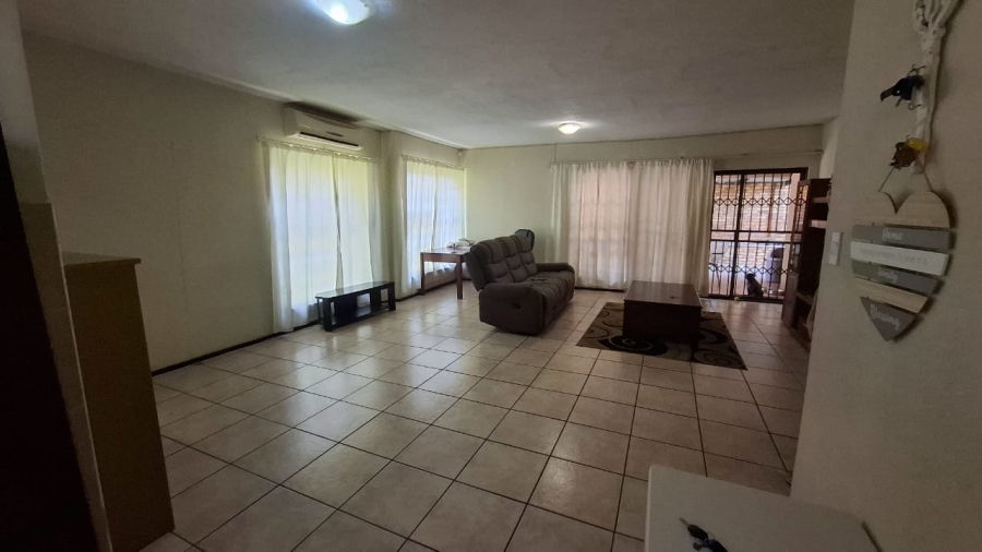 4 Bedroom Property for Sale in Safari Gardens North West